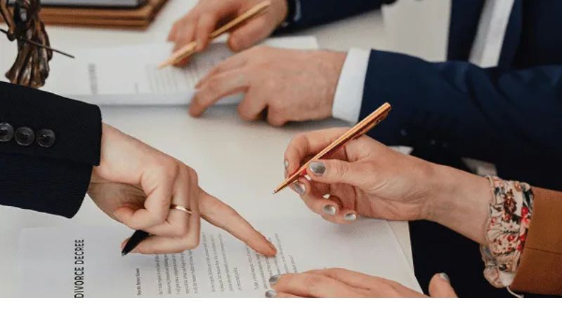 Wichita Divorce Lawyers: How to Choose the Right One for Your Case